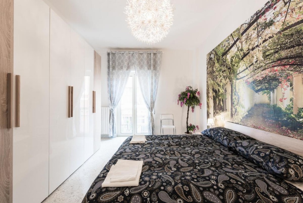 Apartment Red - Youtown Image 14